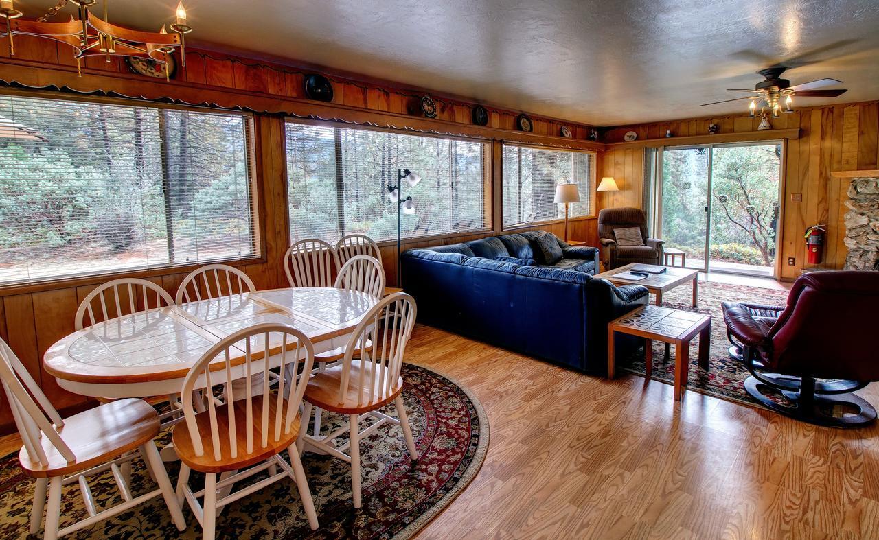 17A Longview Villa Wawona Ruang foto